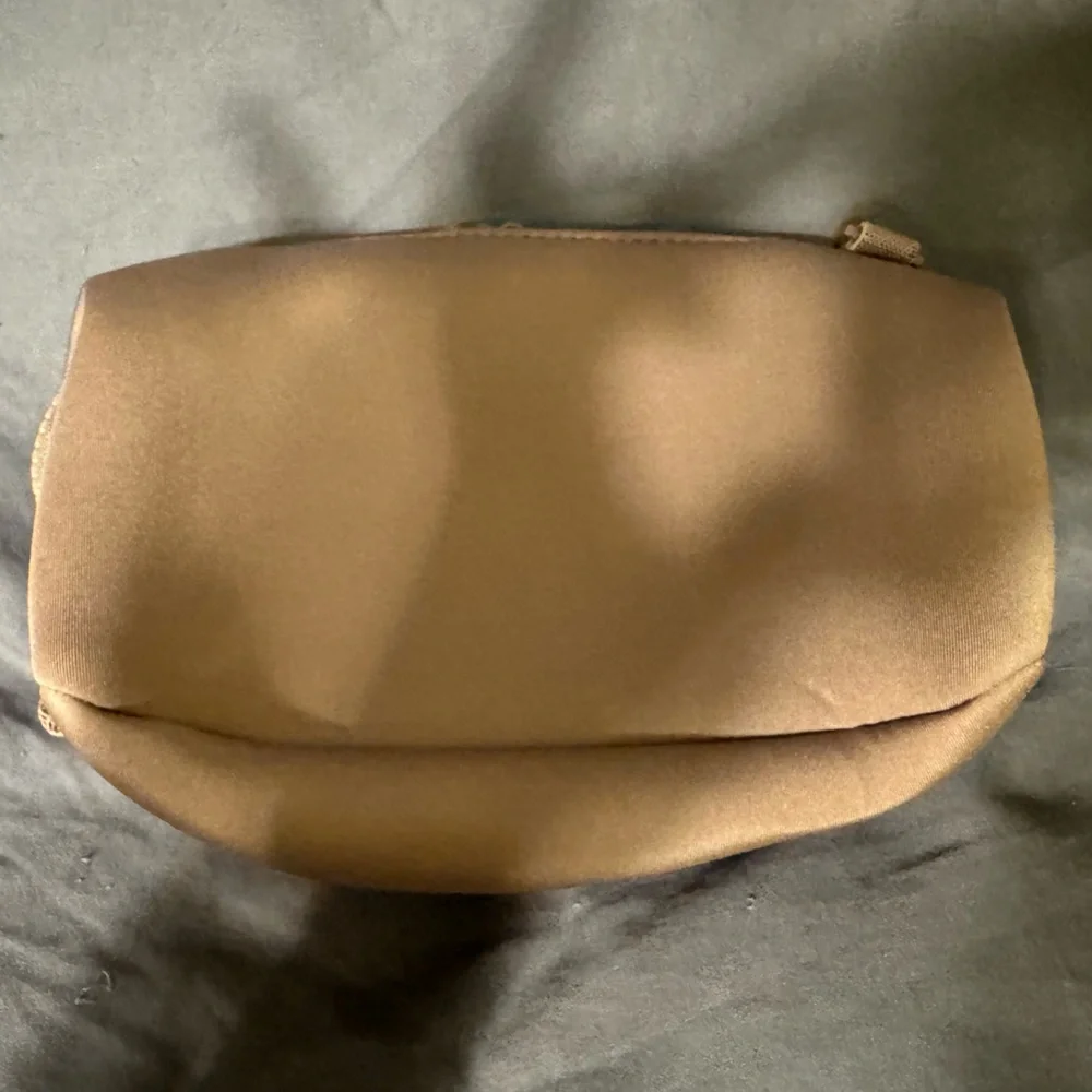 Dagne Dover Hunter Neoprene Toiletry Bag - Picture 2 of 4